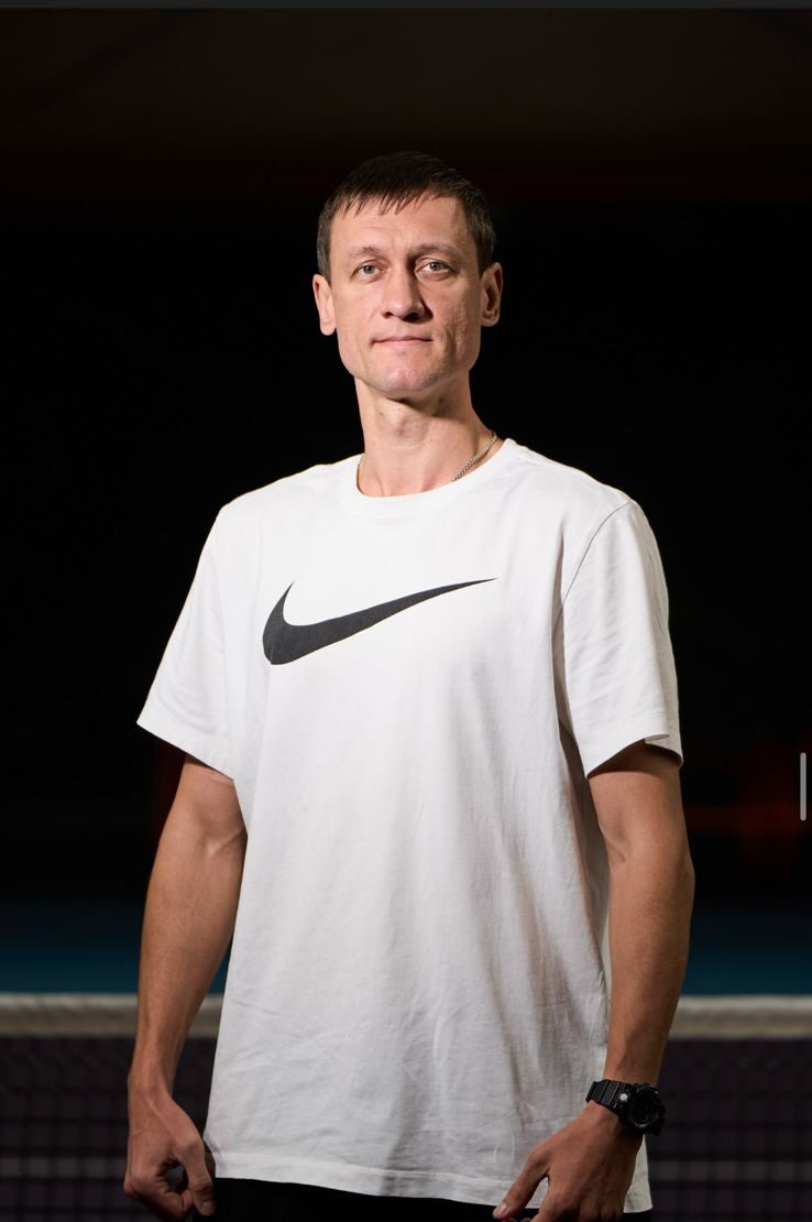 Лептиков Виктор, 38